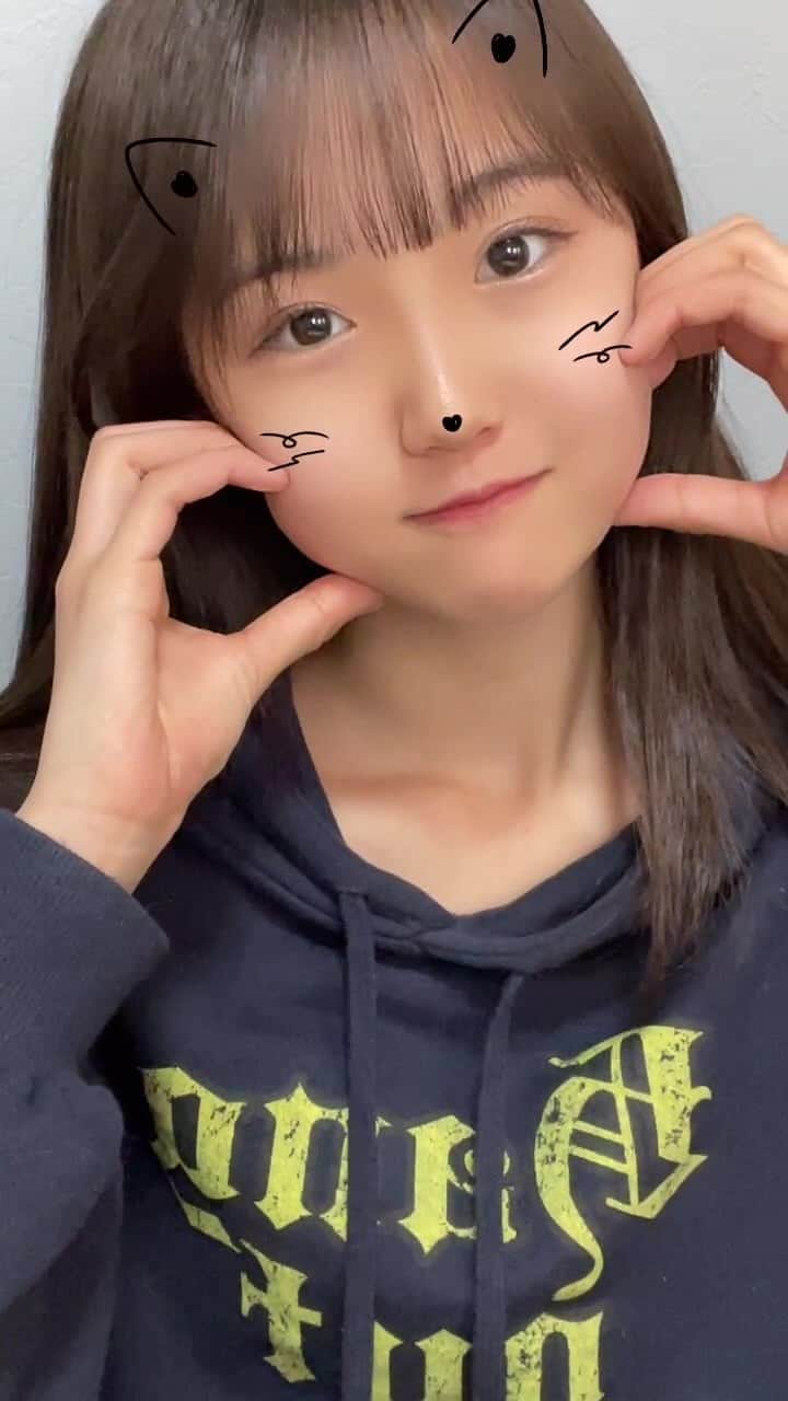 石田凛音のインスタグラム：「最後コメント見れなくなっちゃって終わりました🥲💞来てくれた人ありがとう🎶」