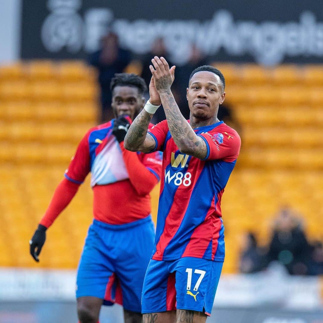 ナサニエル・クラインさんのインスタグラム写真 - (ナサニエル・クラインInstagram)「Top win away from home 🔴🔵」3月6日 3時36分 - nathaniel_clyne