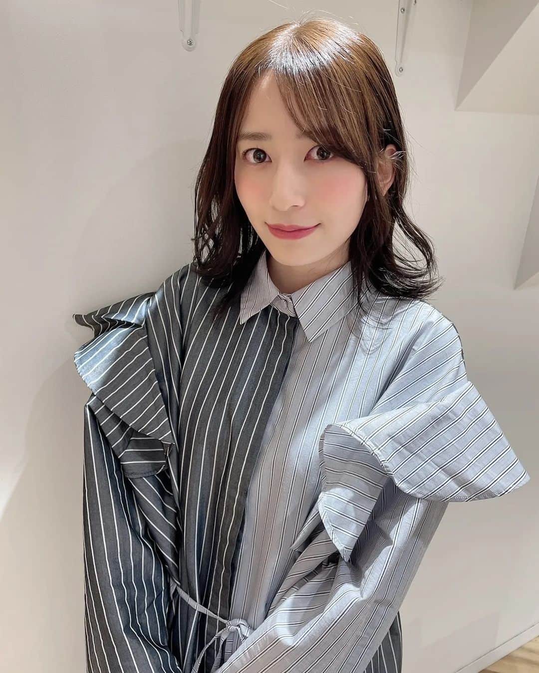 のインスタグラム：「💇‍♀️  カットしましたー！  トリートメント、カラーも ありがとうございます✨✨✨」