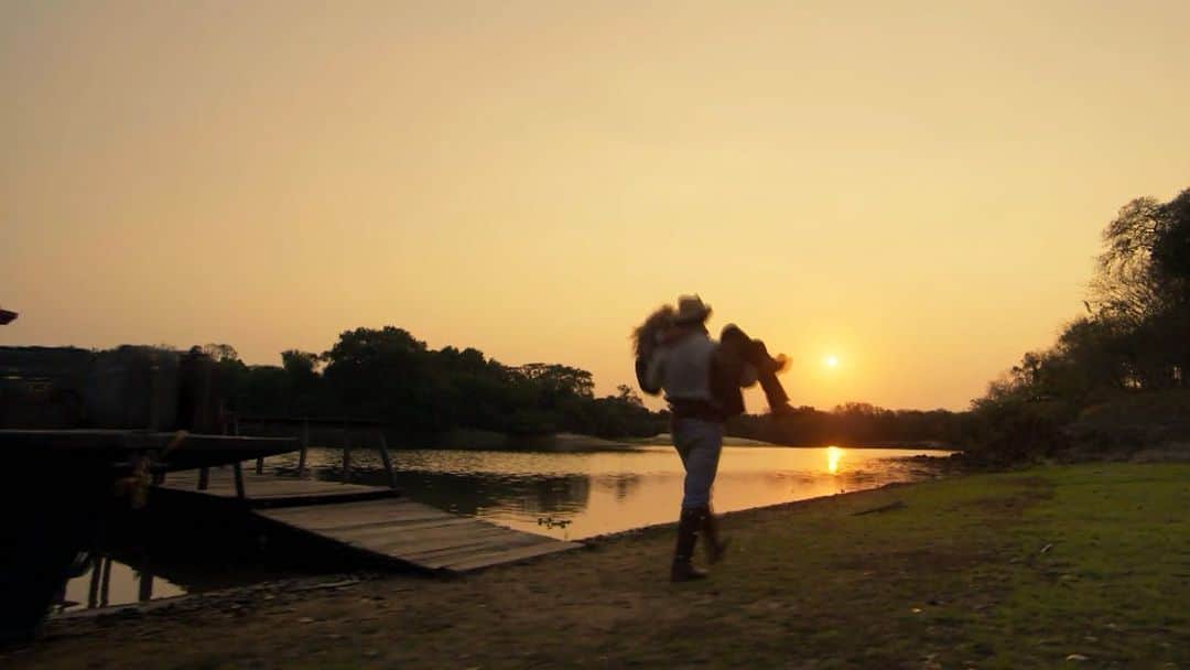 ジュリアナ・パエスのインスタグラム：「Contagem regressiva…#pantanal」