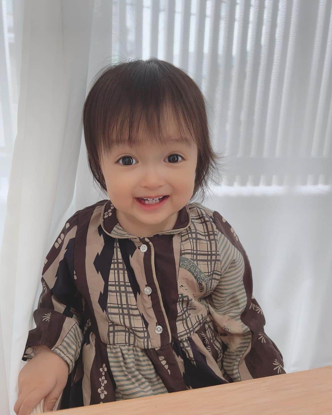 川崎希さんのインスタグラム写真 - (川崎希Instagram)「おしゃべりしてます👶  #babygirl #1才4ヶ月」3月6日 22時41分 - kawasakinozomi