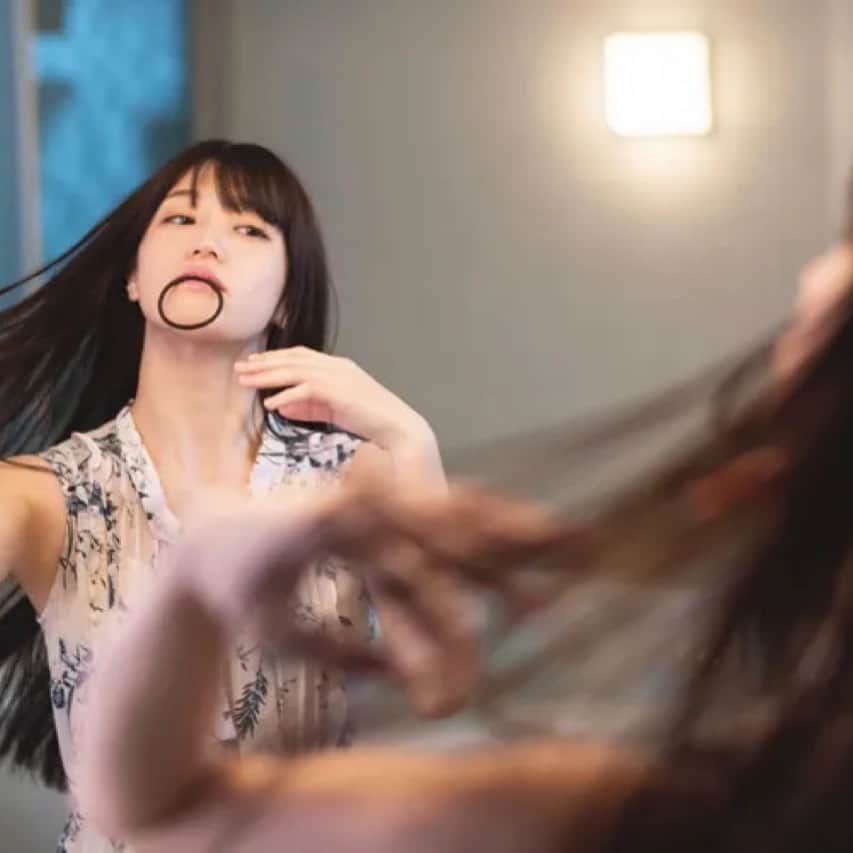 高橋しょう子のインスタグラム：「Want to take a bath?」