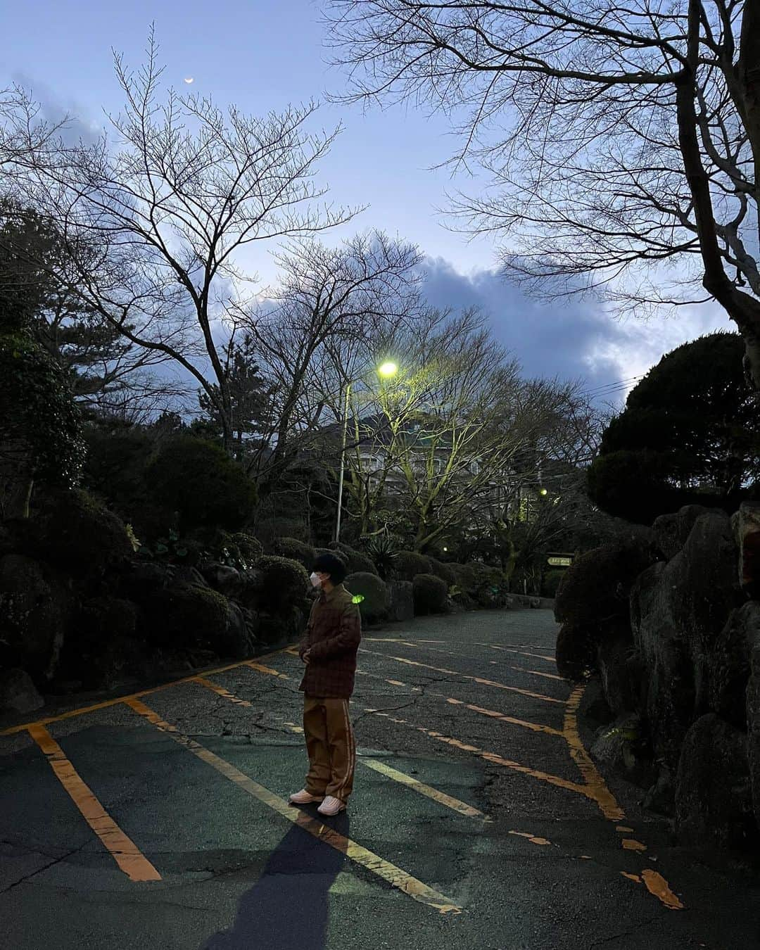 道木来明さんのインスタグラム写真 - (道木来明Instagram)「・ 温泉に行ってきたんですけど、やっぱりめちゃめちゃ気持ちいいですね ・ ・ ・ ・ ・ #温泉 #気持ちいい #ootd #instfashion #古着好きな人と繋がりたい #スニーカー好きな人と繋がりたい #airmax97 #stussy #コーデュロイジャケット #道木来明」3月6日 18時17分 - d.raia_07.22