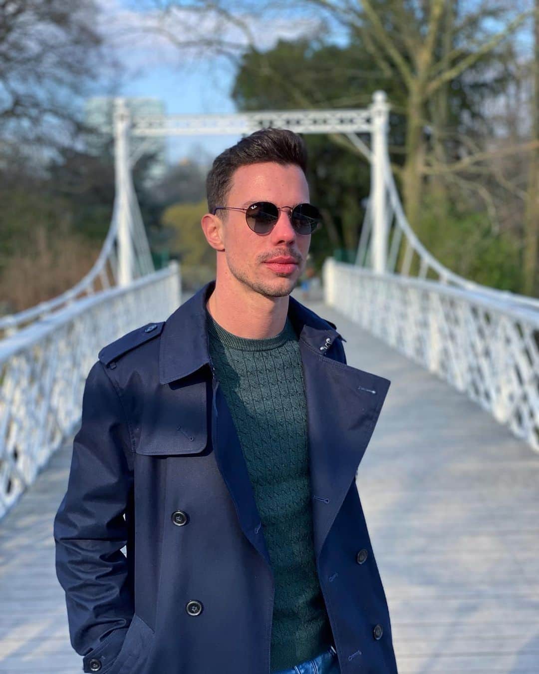 ヨリック・ヘンドリックスのインスタグラム：「Sunday.」