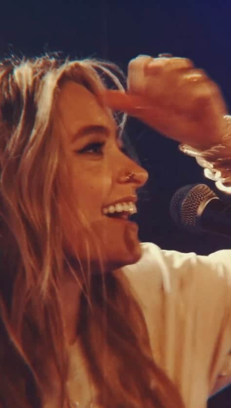パリス・マイケル・キャサリン・ジャクソンのインスタグラム：「singing with you…」