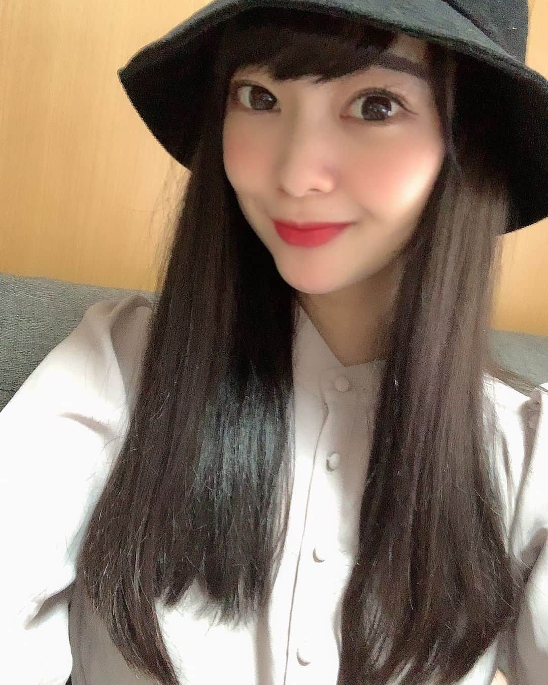 姫乃稜菜さんのインスタグラム写真 - (姫乃稜菜Instagram)「30歳になりました💓 来るな来るなと思いながらあっという間にきてしまいました30代🤣 皆んなからのメッセージやプレゼントを沢山頂き🎁やっぱり誕生日って幸せだなー！と毎年思います☺️ ただなんか中身がずっと変わらないままで🤣🤣🤣笑 これからも挑戦心を忘れずに周りの皆んなを大切にしていきます💓 いつもありがとう！  #姫乃稜菜#誕生日#30歳#元アイドル#エステティシャン」3月7日 2時02分 - sister.himeno