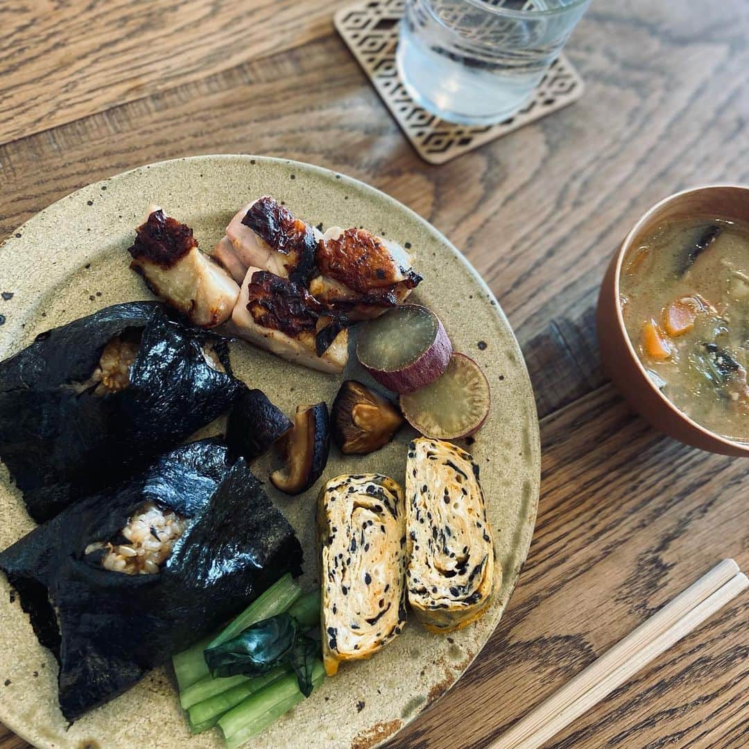 黛英里佳さんのインスタグラム (黛英里佳erikamayuzumi_official)