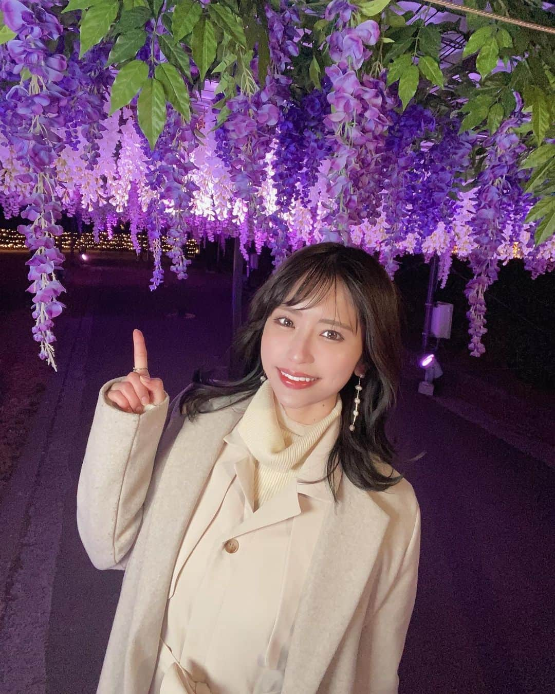 織田真実那さんのインスタグラム写真 - (織田真実那Instagram)「昨日は大井競馬場の メガイルミで撮影会✨  綺麗だった~💜  #メガイルミ#イルミネーション#大井競馬場#藤棚」3月7日 13時25分 - omamechan_m