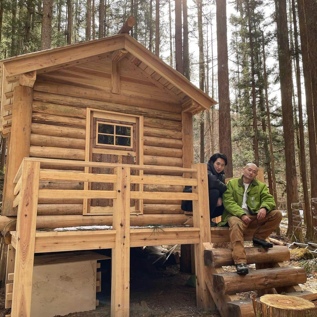 ダイキさんのインスタグラム写真 - (ダイキInstagram)「あばれる山に初入山🗻 正直、アウトドアが苦手で何度も断ってしまっていたけど覚悟決めて行きました... でもあばれるさんの作るキャンプ飯がとても美味しくて感動しました🥺 #あばれる山 #キャンプ #キャンプ飯」3月7日 21時59分 - daiki_sugiura0619