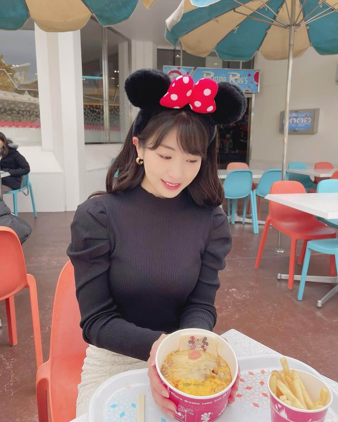 関根ささらさんのインスタグラム写真 - (関根ささらInstagram)「寒い日は特に食べたくなる、#プラズマレイズダイナー の #牛カルビクッパ 🍲♡チーズに #ミキミニ のイラストがプリントされてて食べるの勿体無い…！(食べるけど) . . #ディズニーフード #ディズニーランド #東京ディズニーランド #ディズニーグルメ #東京ディズニーリゾート #tokyodisneyresort #tokyodisneyland #tdl #tdr #disney #disneygram #disneyfood #tokyodisney #disneyland #ディズニーグラム」3月7日 23時42分 - sasarasekine