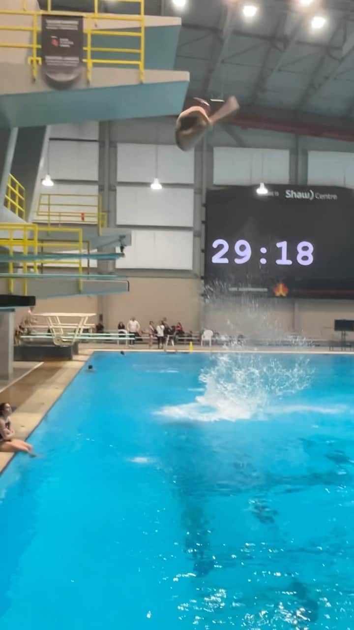 パメラ・ウェアのインスタグラム：「Ready for nationals☺️ • #diving #divingcanada #teamcanada #sasktoon #divingnationals #205b #305b #405b #107b #5152b  • @divingcanada @teamcanada」