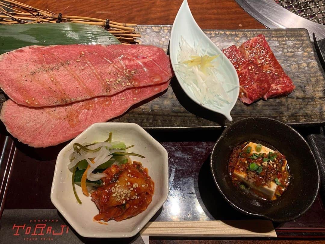 戸田めぐみのインスタグラム：「朗読劇お疲れ様焼肉！  #焼肉ランチ  #タン塩」