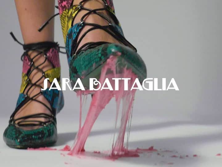 サラバターリアのインスタグラム：「INTRODUCING: ‘PIGALLE CITY 55’ #SaraBattaglia #Shoes   AVAILABLE ON sarabattaglia.com   DIRECTOR / TALENT @bat__sara FILM @marco.celotti  STYLE @pasqualecangemi DOP @nicolacattanidop AC & FOCUS PULLER @mattia8aviani GRIP @francescostabili BOOM OPERATOR @carillo___ SOUND DESIGNER @sunbernardo.it MUA @terni.federico  NAILS ARTIST @unghiesupreme EDITOR @elitamontini COLORIST @ciccibuum GALLERIST @galleriaantoniobattaglia」