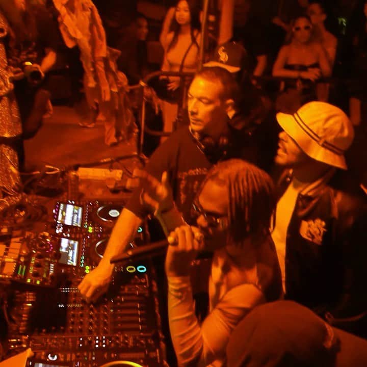 メジャー・レーザーのインスタグラム：「Miami Music Week with @ckay_yo & @majorleaguedjz 🔥」