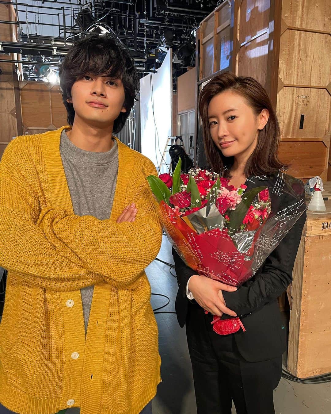 のインスタグラム：「#名探偵ステイホームズ  ✨出演情報✨ この後10時30分から #北村匠海 さん #松本まりか さんが、ゼロイチにインタビュー出演しますー‼️ 是非ご覧ください‼️」