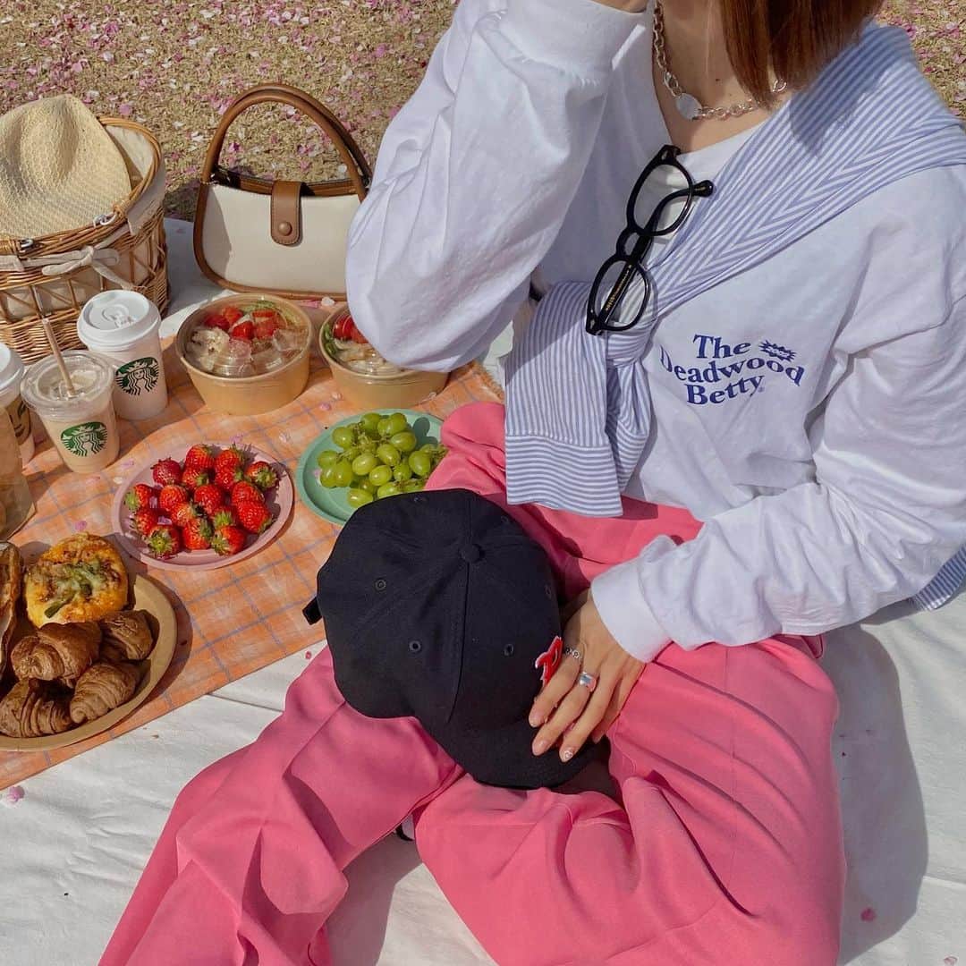 砂糖桃さんのインスタグラム写真 - (砂糖桃Instagram)「picnic 💞💞」4月2日 20時13分 - _peeach_