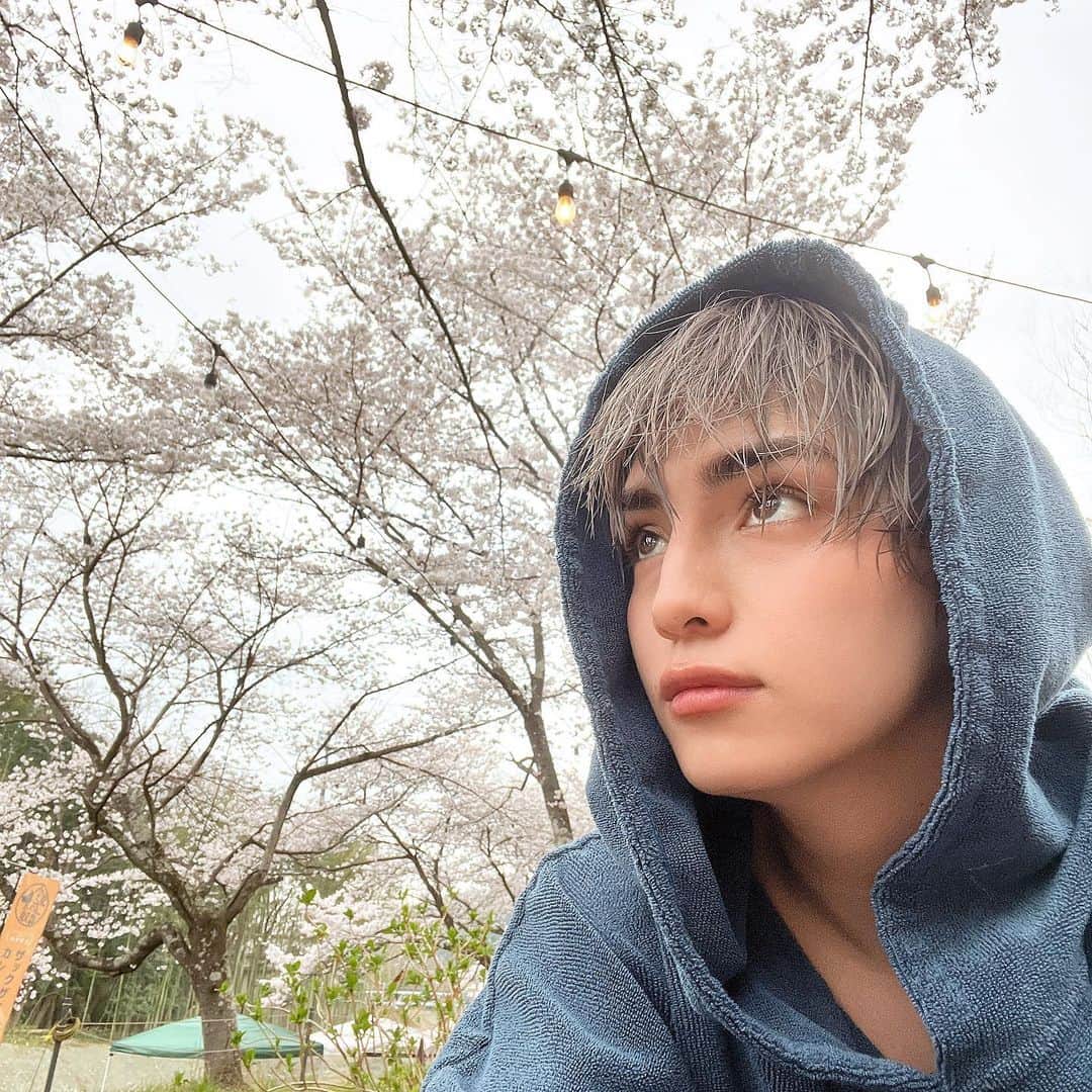 バンダリ亜砂也のインスタグラム