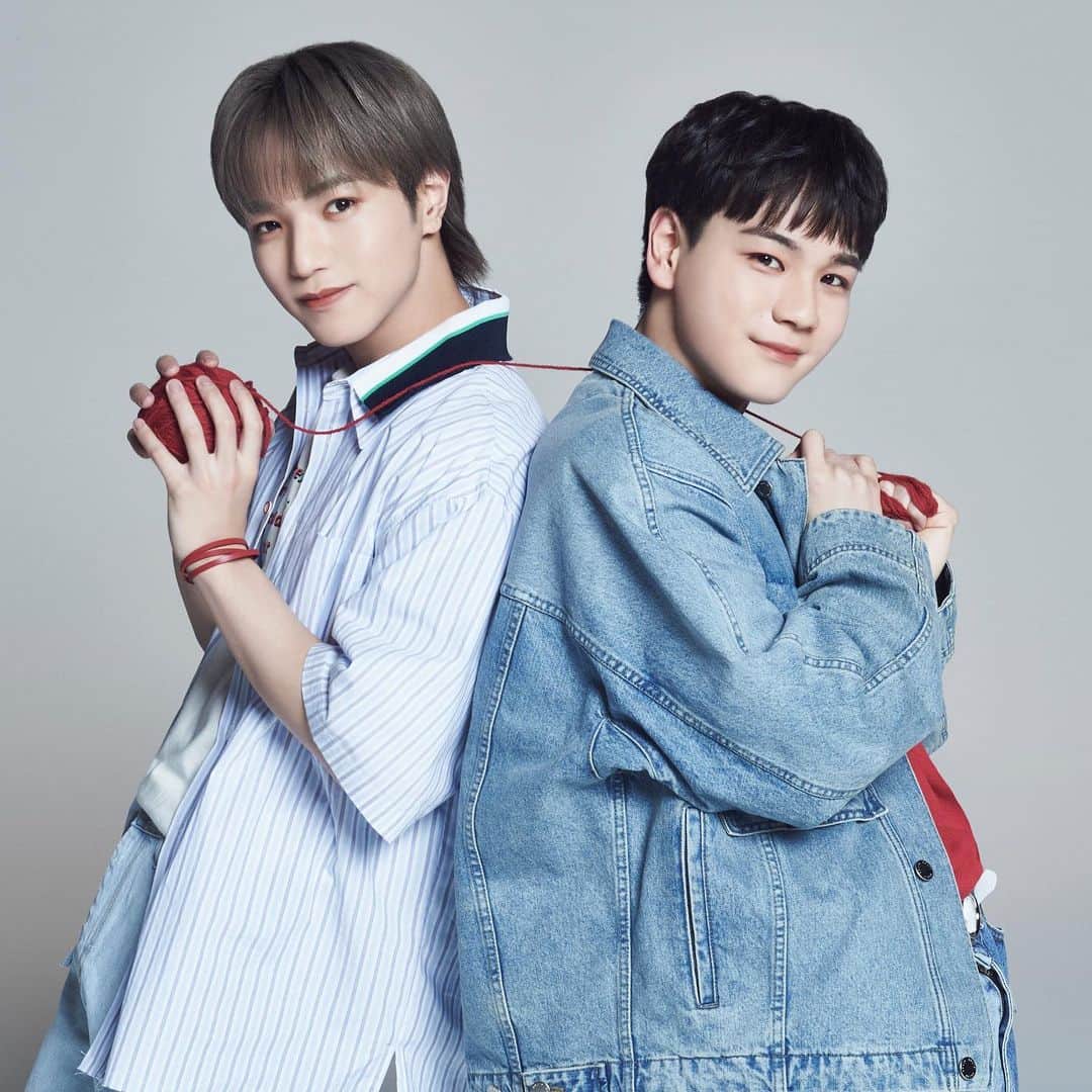 のインスタグラム：「JO1 2ND ALBUM "KIZUNA" ⟴ 22.5.25 RELEASE  CONCEPT PHOTO C #大平祥生 #豆原一成  #JO1 #KIZUNA #With_Us  #JO1 #JO1 #豆原一成 #JO1 #MAMEHARAISSEI • • 🇯🇵 DON'T FORGET TO FOLLOW 🤴🏻 UPDATE OF MAMEHARA ISSEI ➖➖➖➖➖➖➖➖➖➖➖➖➖ #Mameharaissei #mameissei #mamehara #issei #豆原一成 #okayama #produce101japan #produce101jp  #produce101season2 #produce48 #producex101 #IOI #WANNAONE #IZONE #X1 #JO1 #protostar #japan」
