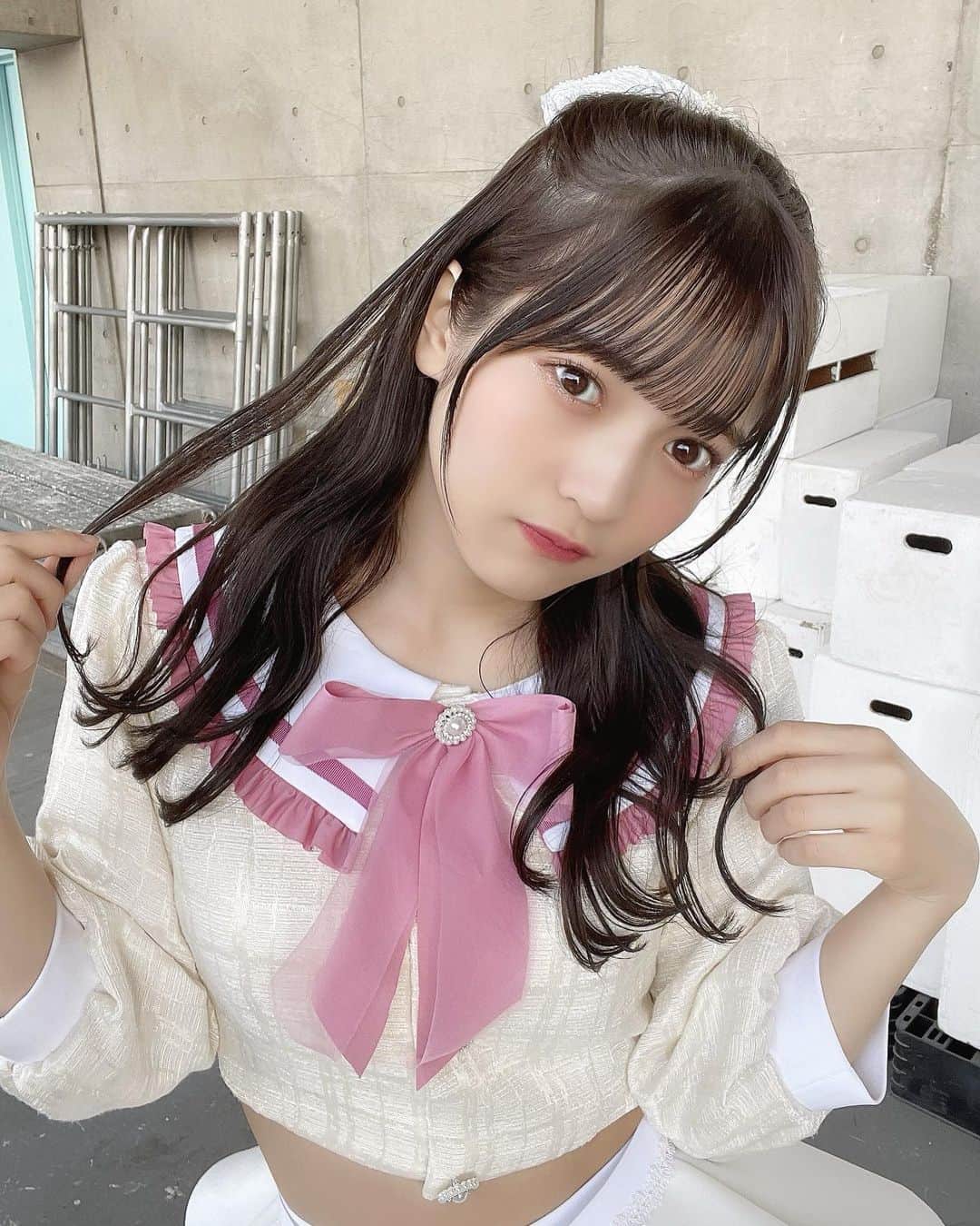 新見菜々子　ジュニアアイドル 黒嵜菜々子さんのインスタグラム写真 - (黒嵜菜々子Instagram)「新衣装🎀」4月2日 21時14分 - kurosaki0516
