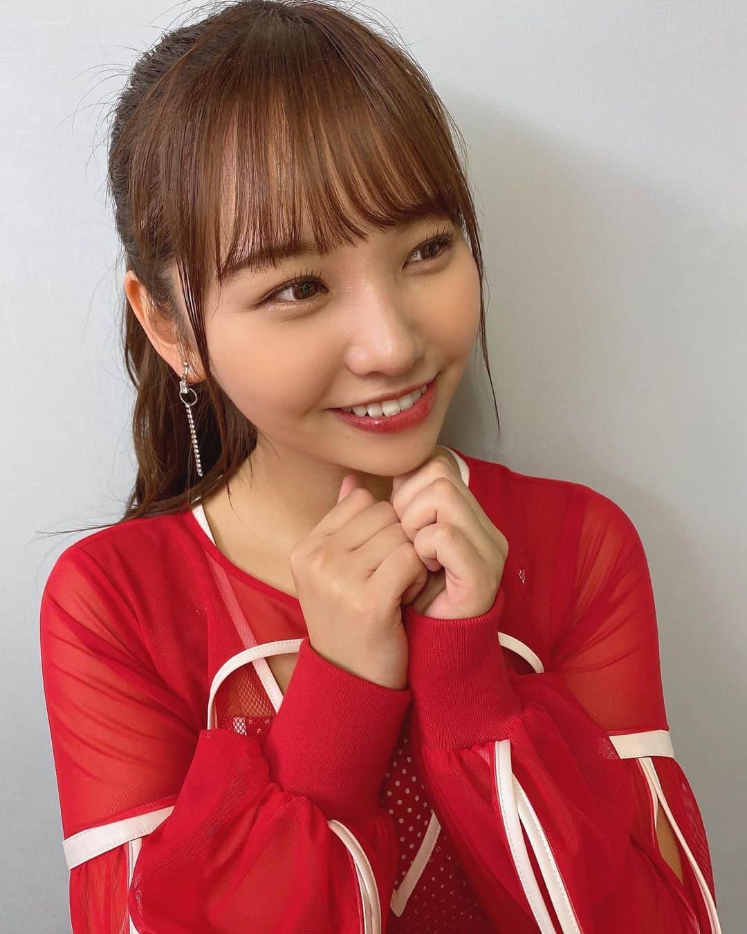 本郷柚巴のインスタグラム：「#伝説の一日  見てくださった皆さん かまいたちさん 藤崎マーケットさん モンスターエンジンさん  ありがとうございました🌸」