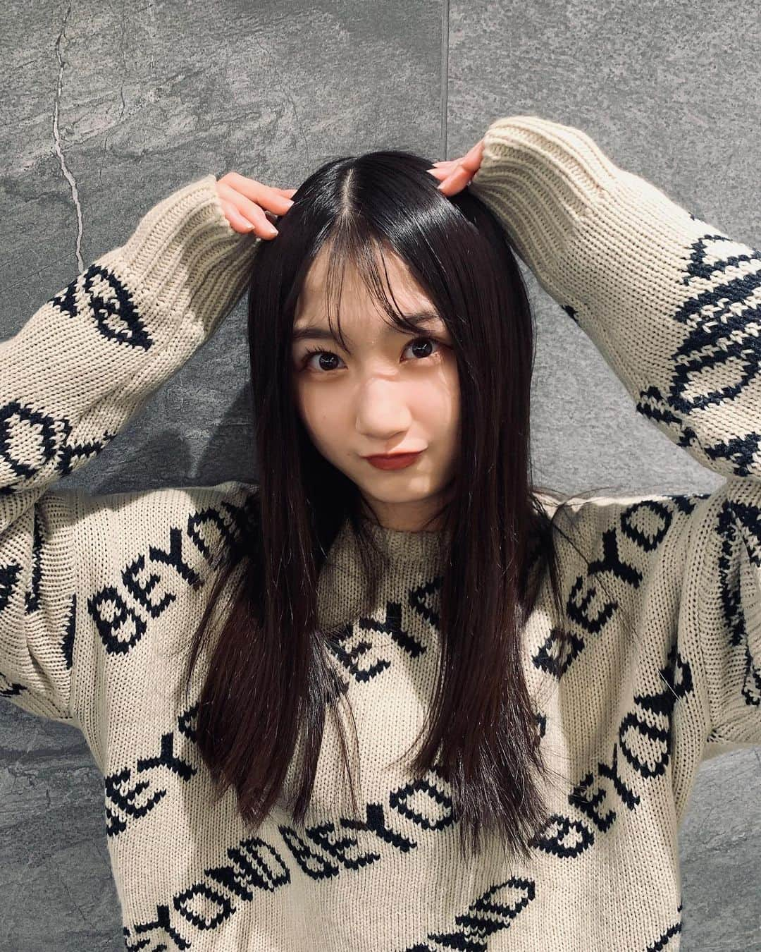 塩月希依音さんのインスタグラム写真 - (塩月希依音Instagram)「BEYOND⭐︎⭐︎  #コーデ#code#ファッション#レザーパンツ#ニット#ニットコーデ#jk2」4月3日 20時00分 - keito.shiotsuki