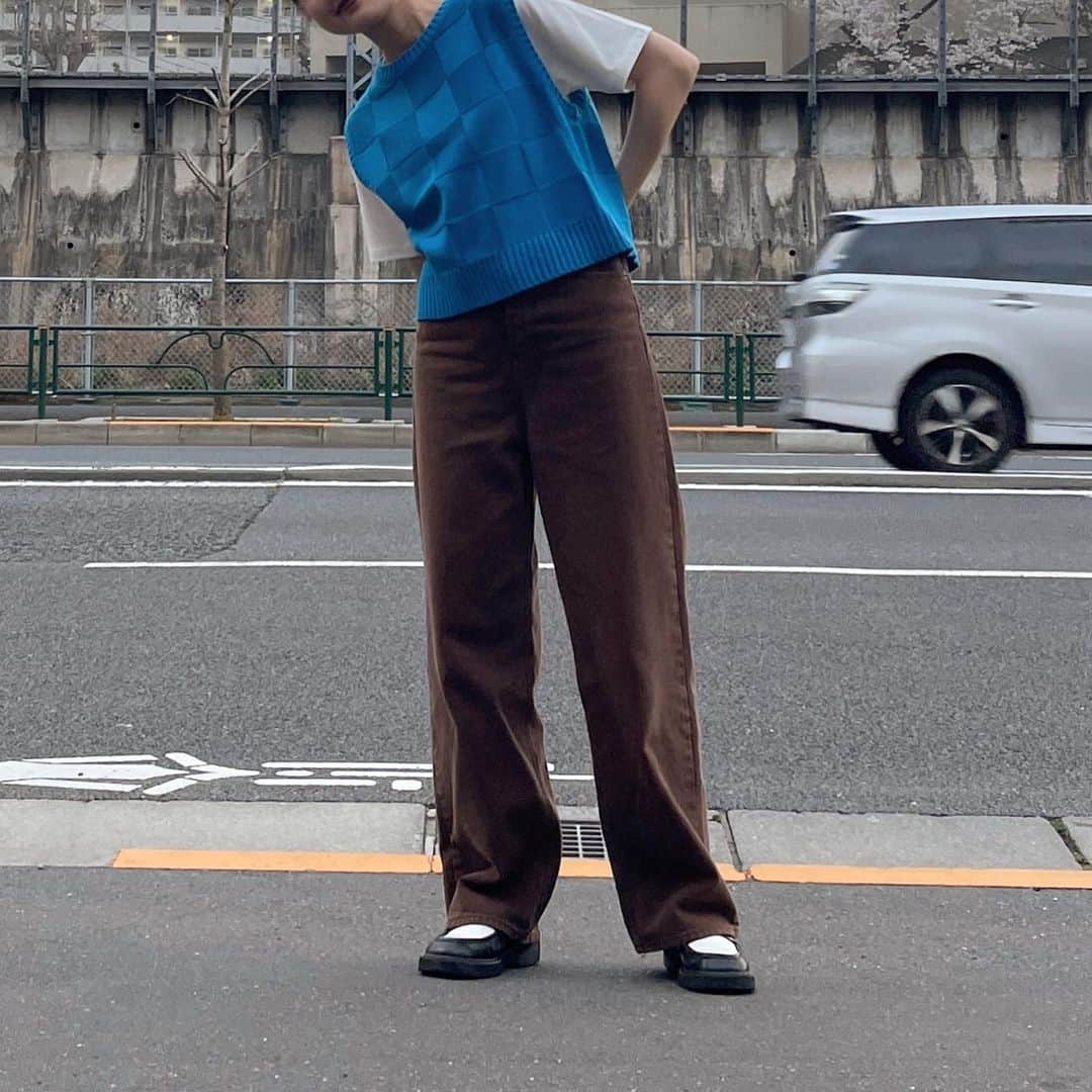 吉成亜美さんのインスタグラム写真 - (吉成亜美Instagram)「LOVE slow jet coffee🛩  姉と家でダラダラしてて、さすがに1日無駄にする…！という感じでアセアセしながら駆け込んだ日。  どっちもお気持ち程度に勉強して家帰りました」4月3日 20時34分 - amiyoshinari