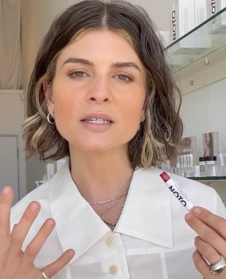 glorianotoのインスタグラム：「But Why did I do it? Some of your curiosities about a little something I bring to your lips ( and cheeks ). ⁠ *PS I am aware that Morrissey is a dick. ⁠ ** Thank you to @graysonprnce for the filming and editing <3」