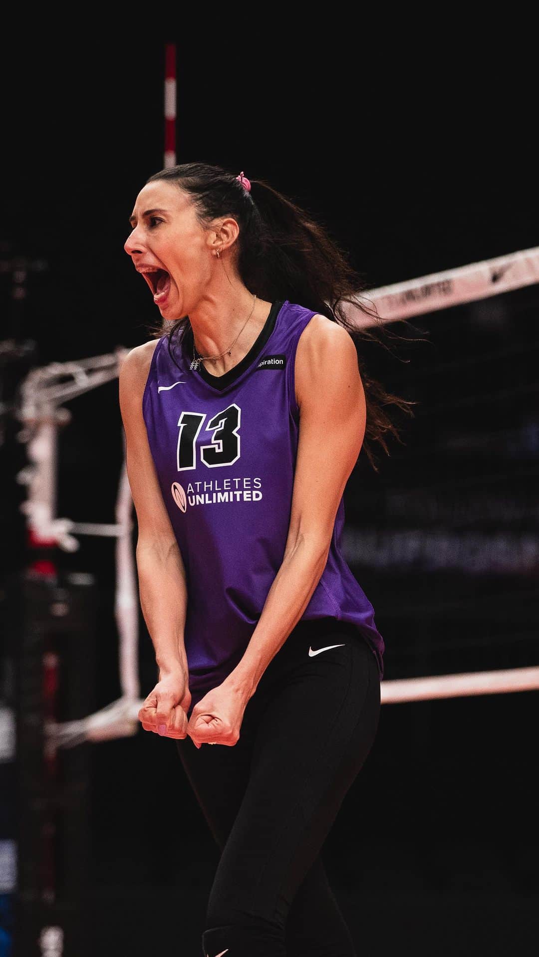シェイラ・カストロのインスタグラム：「Highlights de uma semana desafiadora e super especial! Obrigada, TEAM PURPLE! 💜 E agora, vamos pra próxima 😉! #teamsheilla #สีม่วง #teampurple #sheillacastro」