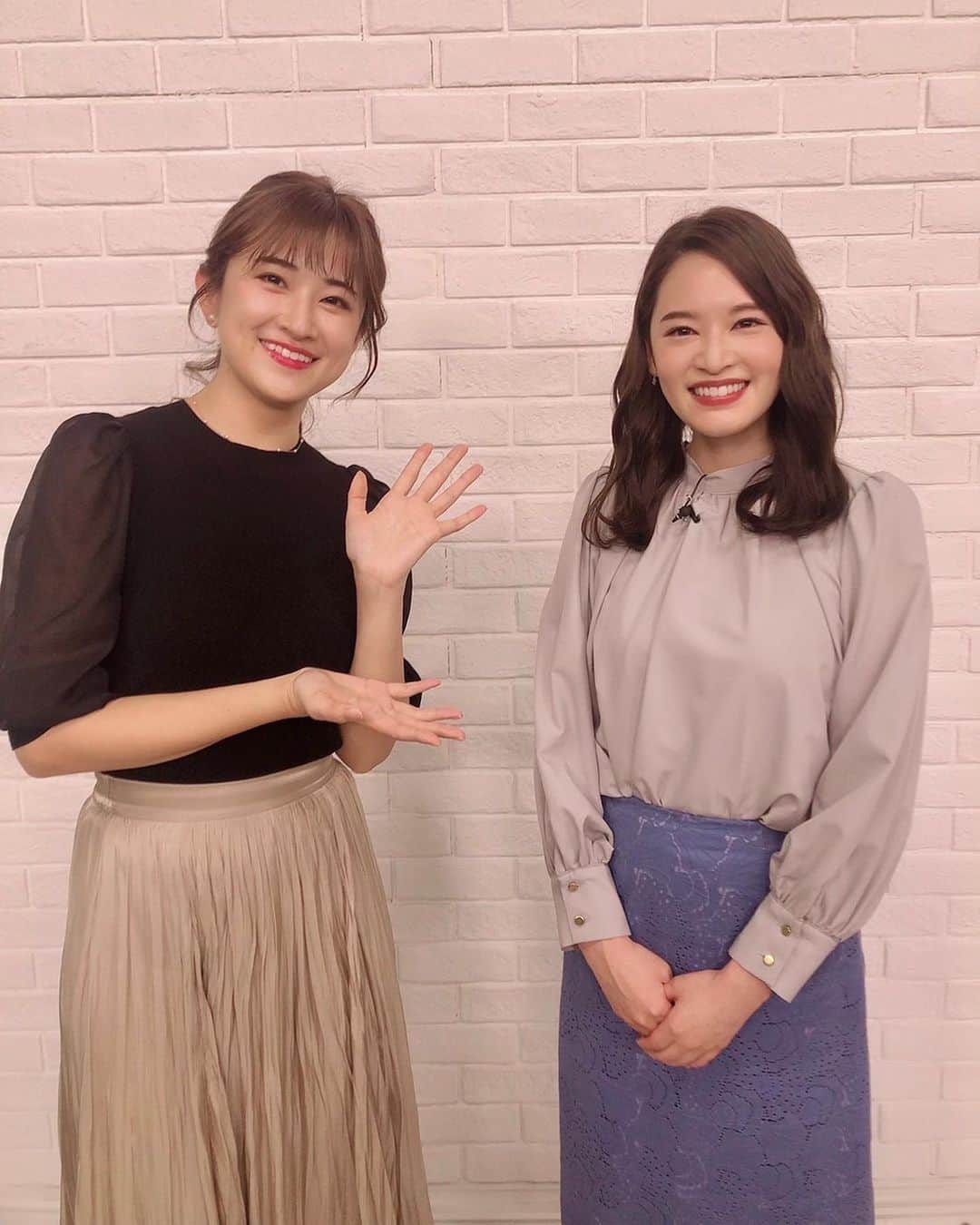 のインスタグラム：「先日TBS NEWSを卒業された 佐竹さんの最終日に ご一緒することができました🌸  いつも笑顔が素敵な佐竹さん✨ 佐竹さんに会える日は わたしも元気をもらっていました☺️  寂しくなりますが、これからも 応援しています😢✨  わたしは今年度もこれまでと変わらず TBS NEWS(CS放送)では火曜日の昼と水曜日の夕方〜のお天気を担当させていただきます☀️  よろしくお願いいたします🌸」