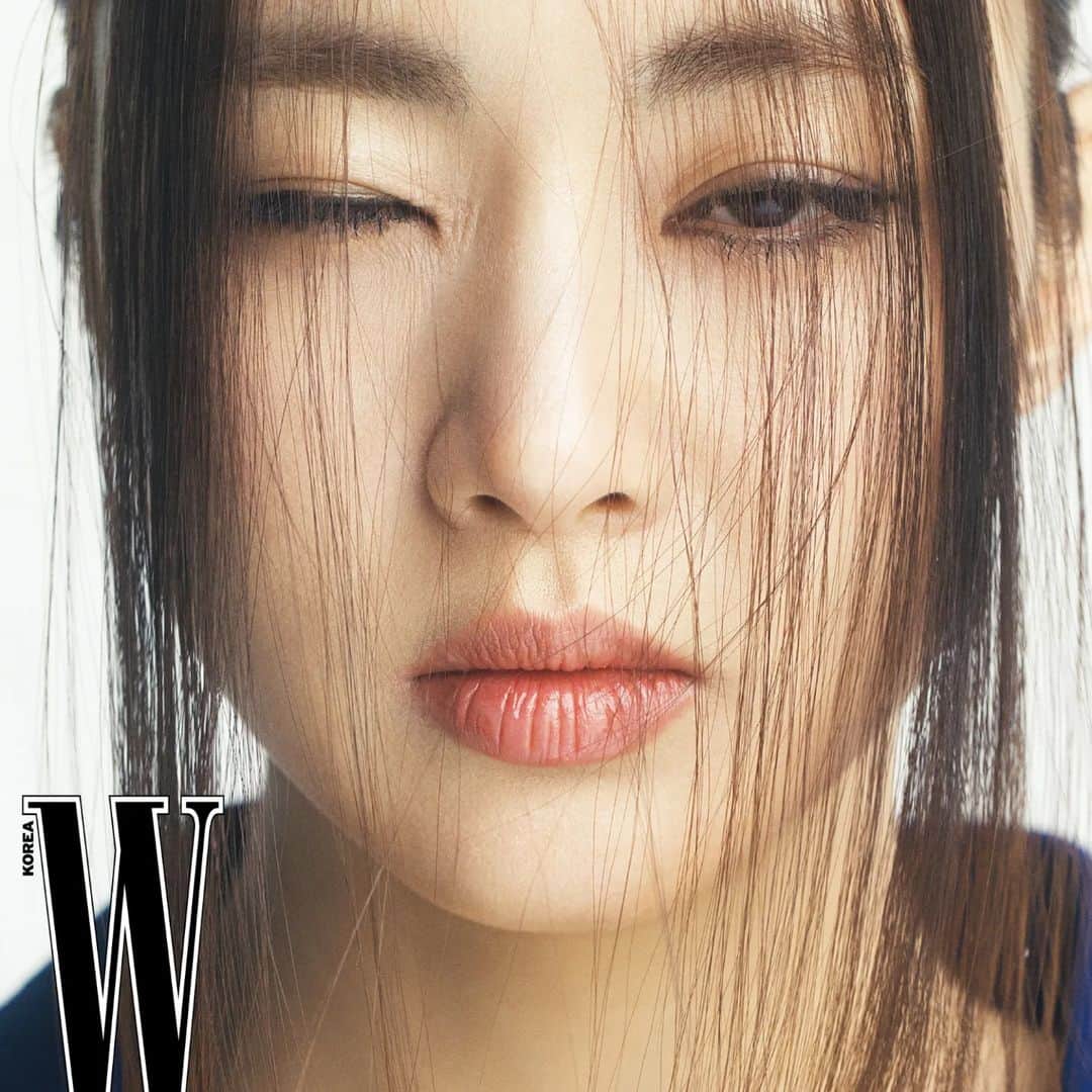 カン・ソラのインスタグラム：「@wkorea」