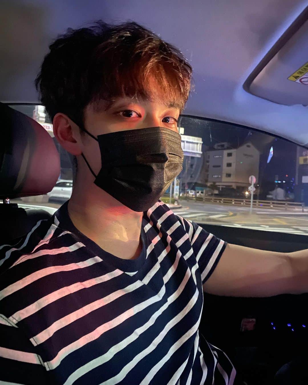 チョ・ユヌのインスタグラム：「😏  #drive #lol」