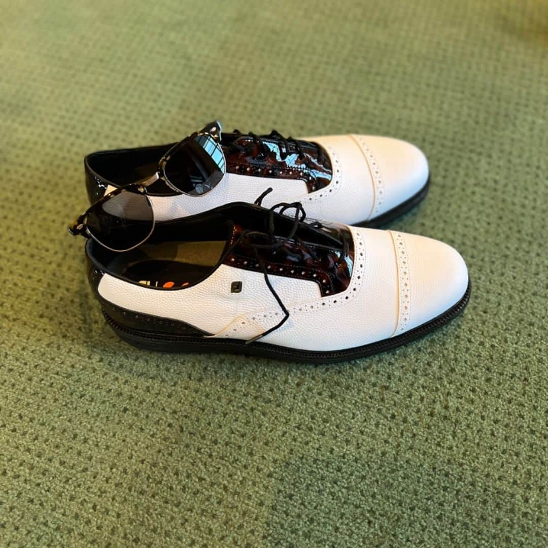 ウェブ・シンプソンさんのインスタグラム写真 - (ウェブ・シンプソンInstagram)「These Footjoy shoes and glasses are 🔥🔥」4月4日 22時01分 - webbsimpson