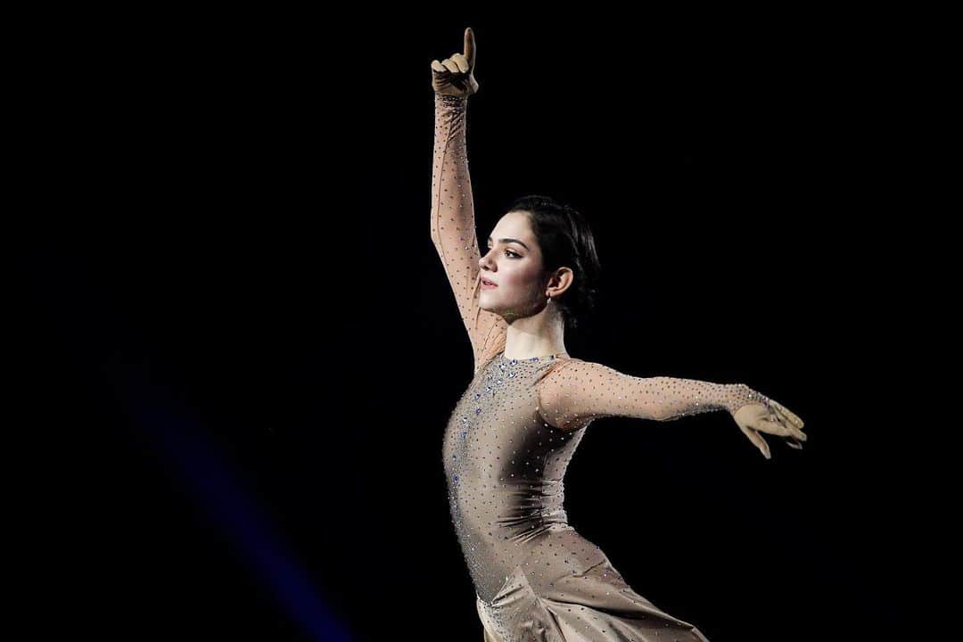 エフゲニア・メドベージェワさんのインスタグラム - (エフゲニア・メドベージェワ@maximmagazinerussia)