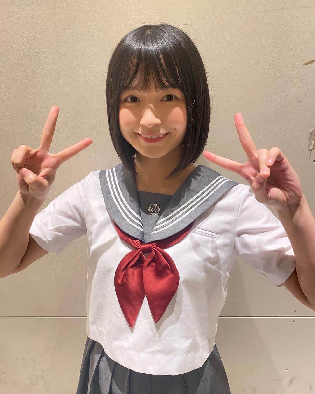 百川晴香　制服 