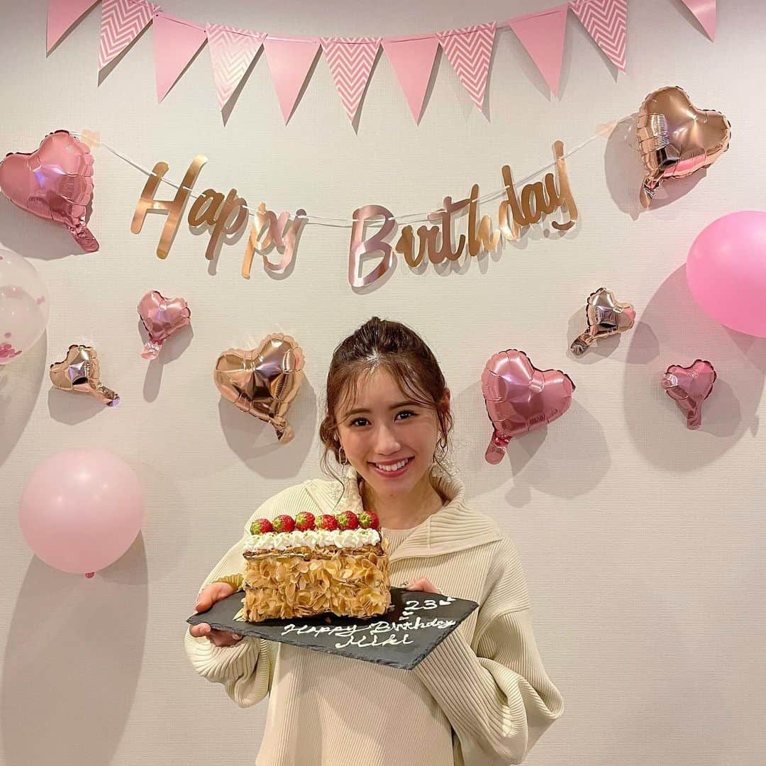 西野未姫のインスタグラム：「大好きなみんながお祝いしてくれました💓 幸せなお誕生日だ🥹💓💓」