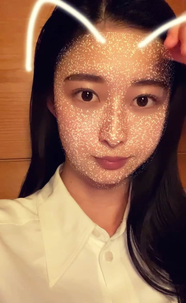 西山なずなのインスタグラム：「. 日本テレビの新企画 「日テレXR」の Webモデルをさせていただきました！ 「もっとたのしく 現実世界を拡張しよう」をテーマに 様々なXRコンテンツを発信していくサービスです✨ . ホームページ上のAR FILTER (エフェクト)や 他にも随時アップされるみたいなので 是非チェックしてみてください🤍  https://mixta.pro/」