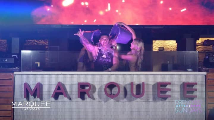 Pauly Dのインスタグラム：「Get ready to get DRENCHED at our nighttime pool party every Sunday night starting May 1st with @djpaulyd! Tickets and tables now on sale. Click the link in bio for more info 🍾」