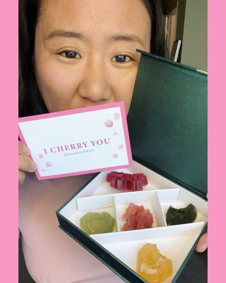 藤井美穂のインスタグラム：「@misaky.tokyo #ad Use code: miho5 to get discount!   5% of the revenue of this box are going to donate to support Asian/minority communities✨」