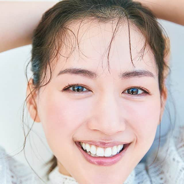 綾瀬はるかファンのインスタグラム：「. #美的  #美的5月号  . . #綾瀬はるか #ayaseharuka #harukaayase」