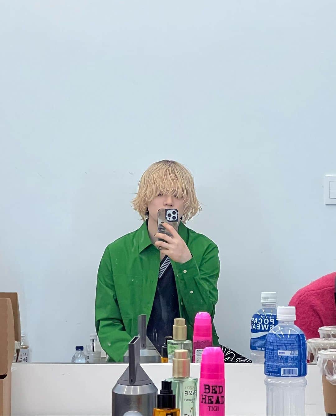 チャ・ジュンファンさんのインスタグラム写真 - (チャ・ジュンファンInstagram)「VOGUE👱🏻‍♂️💅🏻」4月5日 16時38分 - jun_july_august
