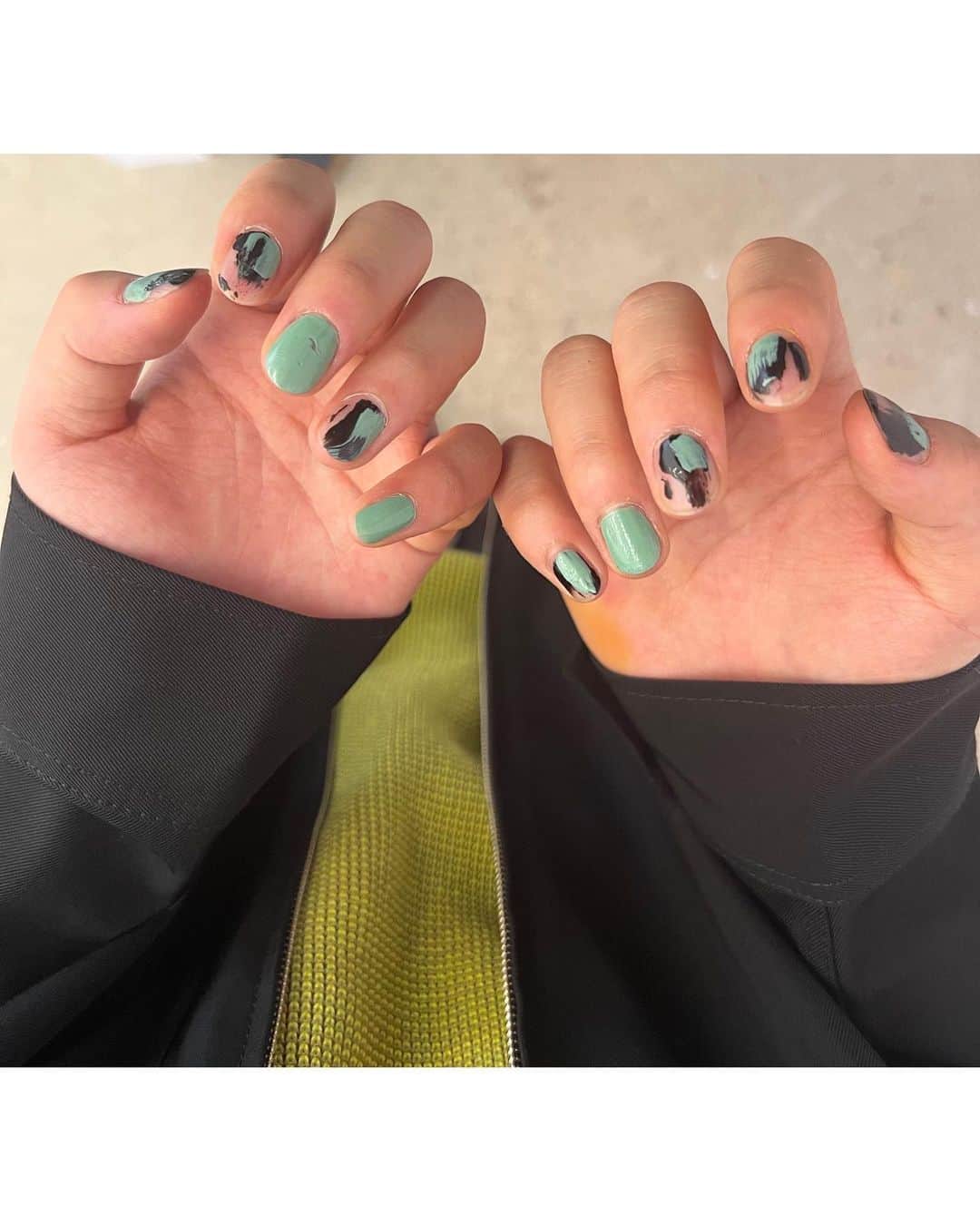 チャ・ジュンファンさんのインスタグラム写真 - (チャ・ジュンファンInstagram)「VOGUE👱🏻‍♂️💅🏻」4月5日 16時38分 - jun_july_august