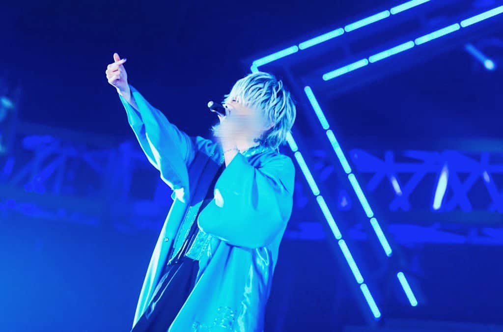 のインスタグラム：「『💙』」