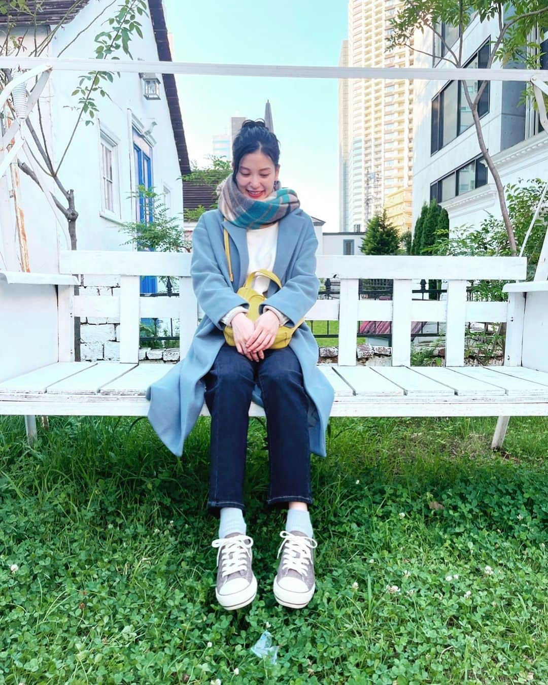 のインスタグラム：「ハッ。 このままのペースだと年間で何回投稿するんだろう。。！もう春だけど冬のやつあげちゃおっ🤣💕  おやすみなさい😴」