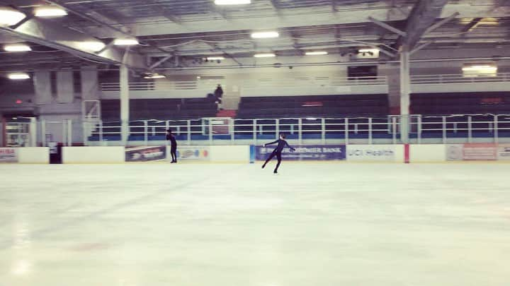 ジョナサン・カサーのインスタグラム：「New season, new goals ✅ Great work Katherine!  #goals #progress #triplesalchow #doubleaxel #figureskating #olympics #hardwork #dedication #usfigureskating」