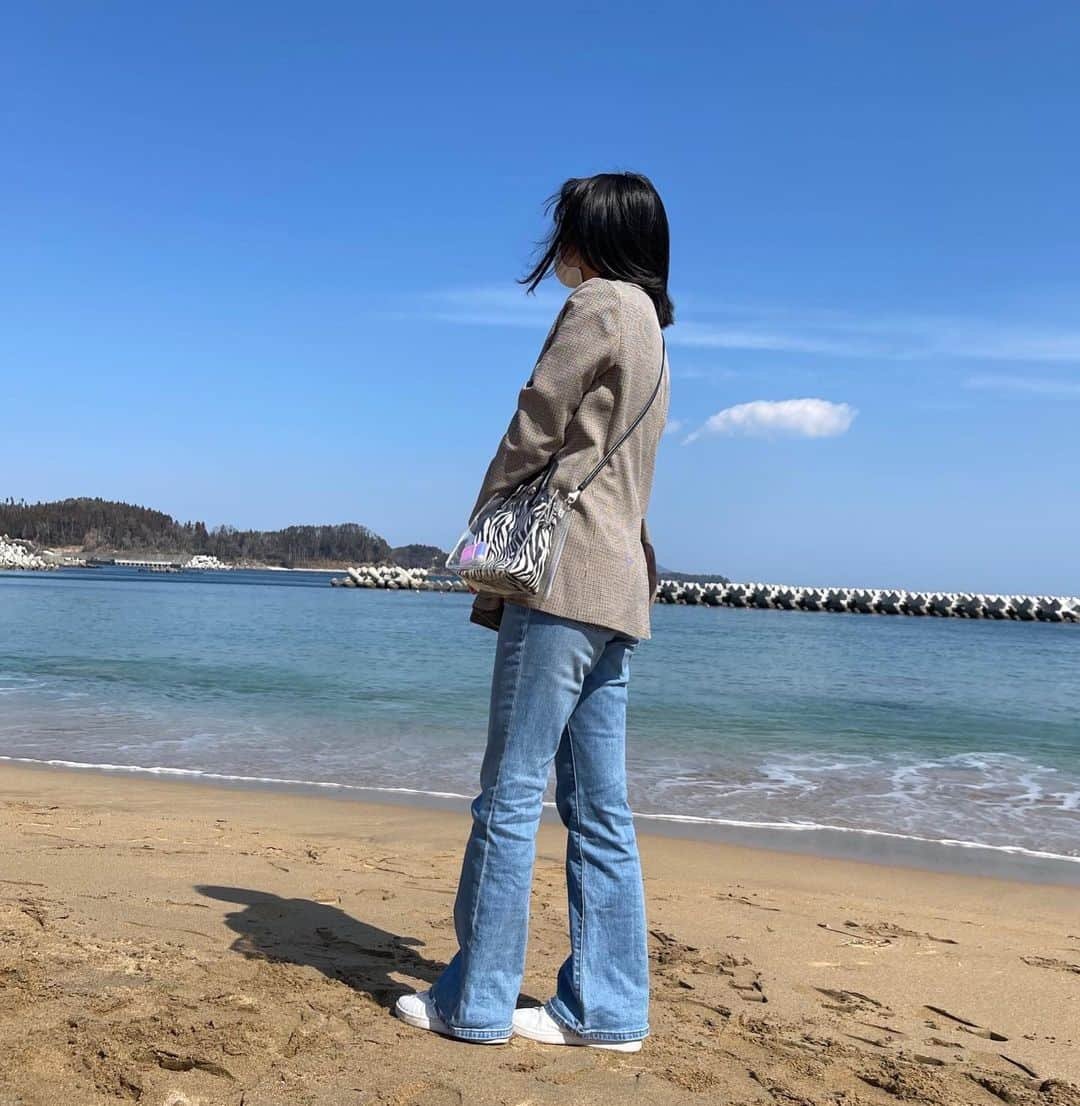 戸羽望実さんのインスタグラム写真 - (戸羽望実Instagram)「3.11を忘れない #冬コーデ #海 #高校生#jk #fjk」3月13日 22時26分 - nozomi_toba0422_official