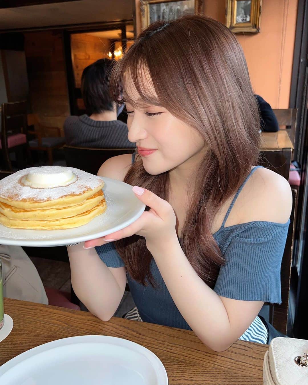 南りほのインスタグラム：「久々にこうゆうの食べた🤯🥞🐖🤦🏼‍♀️」
