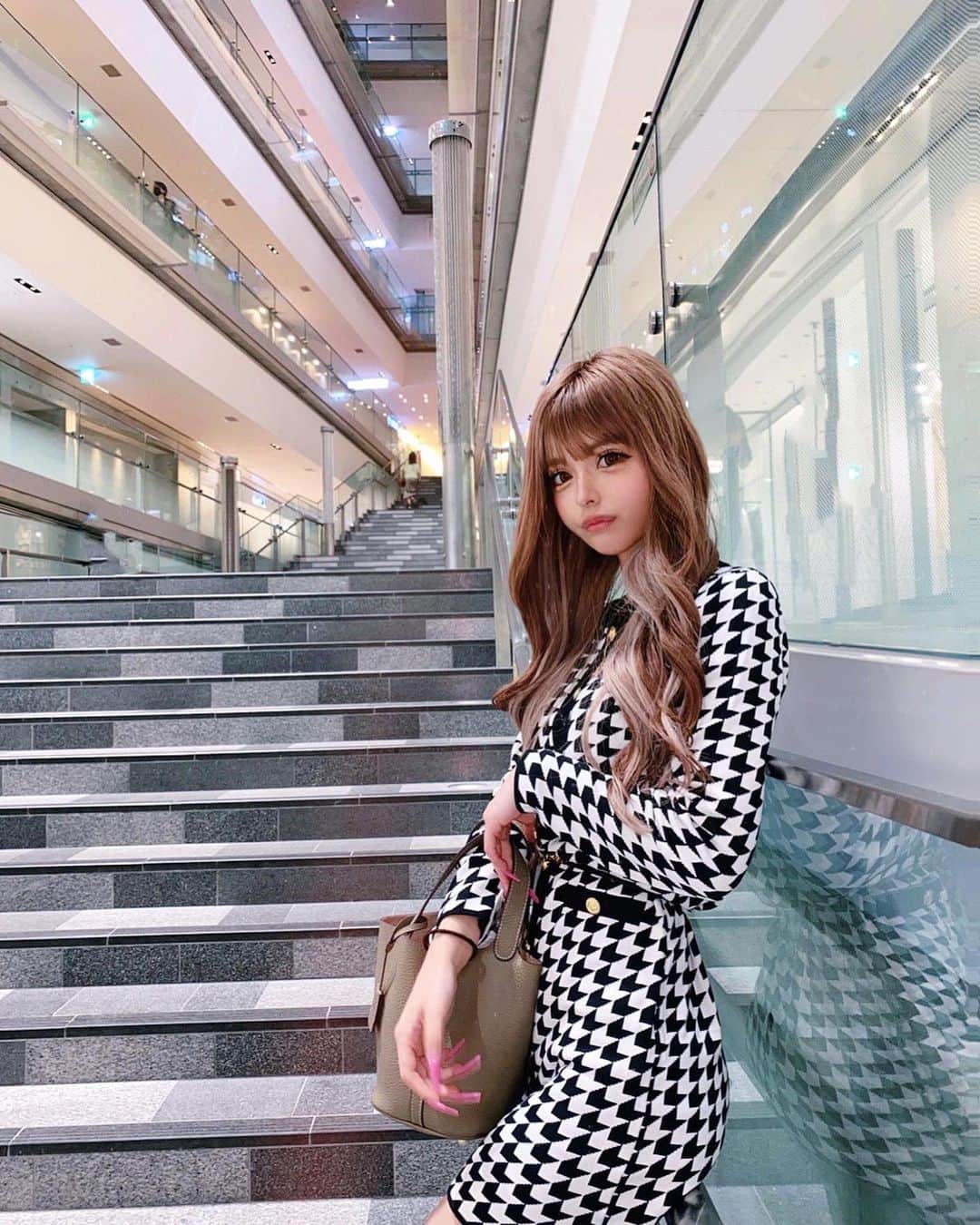 アンジェリカのインスタグラム：「🕌💕💕  . . このワンピ可愛すぎるのに安すぎた♡」