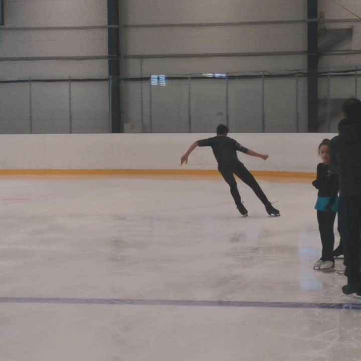 ピーター・グメニクのインスタグラム：「Days after Instagram in Russia was blocked: 1⃣ Connection check😉 . . . #figureskating #skating #фигурноекатание #сборнаяРоссии #сальхов #четверной #четвернойсальхов #Спартак #произвольнаяпрограмма #Spartacus #4S #salchow #quad #quadsalchow」