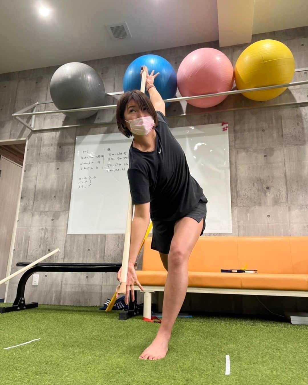 宮坂楓のインスタグラム：「. 自分に合ったトレーニングを教えてくれる なんでも相談に乗ってくれる 伸び代を見つけてくれる 自分のこと分かってるようで 知らないことたくさん☺️ まだまだ伸び代たくさん🌺 . いつもお世話になってます☺️ @283medical  @283athlete  @ryo_butler_001」