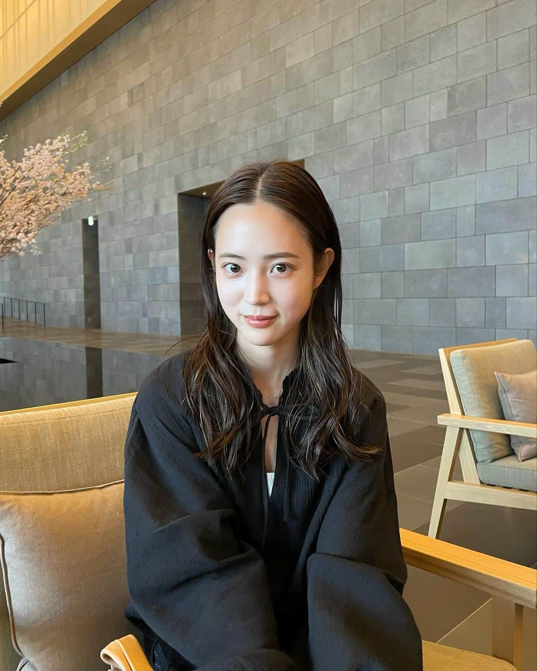 藤田ななみのインスタグラム：「先日26歳になりました🌸 久しぶりに2人でランチ🍴 毎日バタバタで嵐のように 過ぎていく日々ですが 毎日幸せをくれている家族に感謝。 これからもお母さん頑張ります💪🏻 ㅤㅤㅤㅤㅤㅤㅤㅤㅤㅤㅤㅤ」